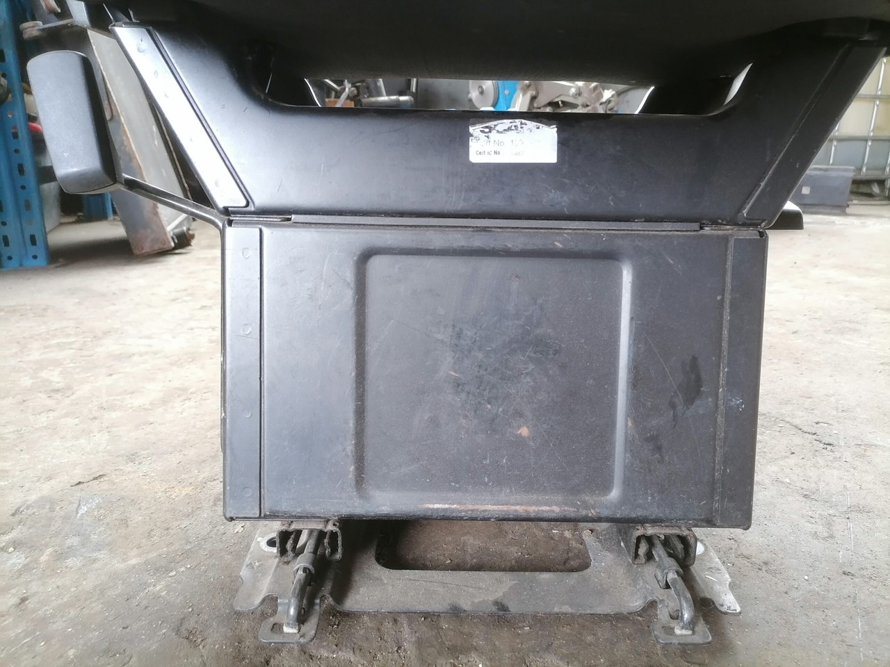 Scania Passenger seat 2401822 - Seat for Truck: picture 3 Scania Passenger seat 2401822 - Seat for Truck: picture 3