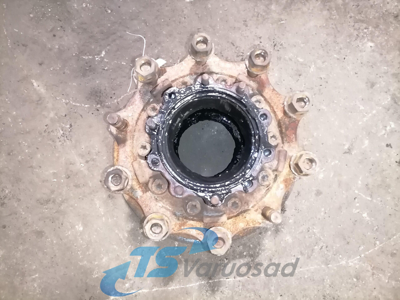 Scania Rattarumm 1724790 - Wheel hub for Truck: picture 3 Scania Rattarumm 1724790 - Wheel hub for Truck: picture 3