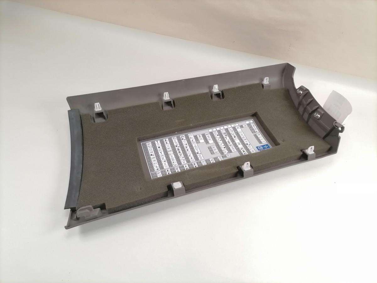 Scania Salongi plastik 2084231 - Universal part for Truck: picture 3 Scania Salongi plastik 2084231 - Universal part for Truck: picture 3