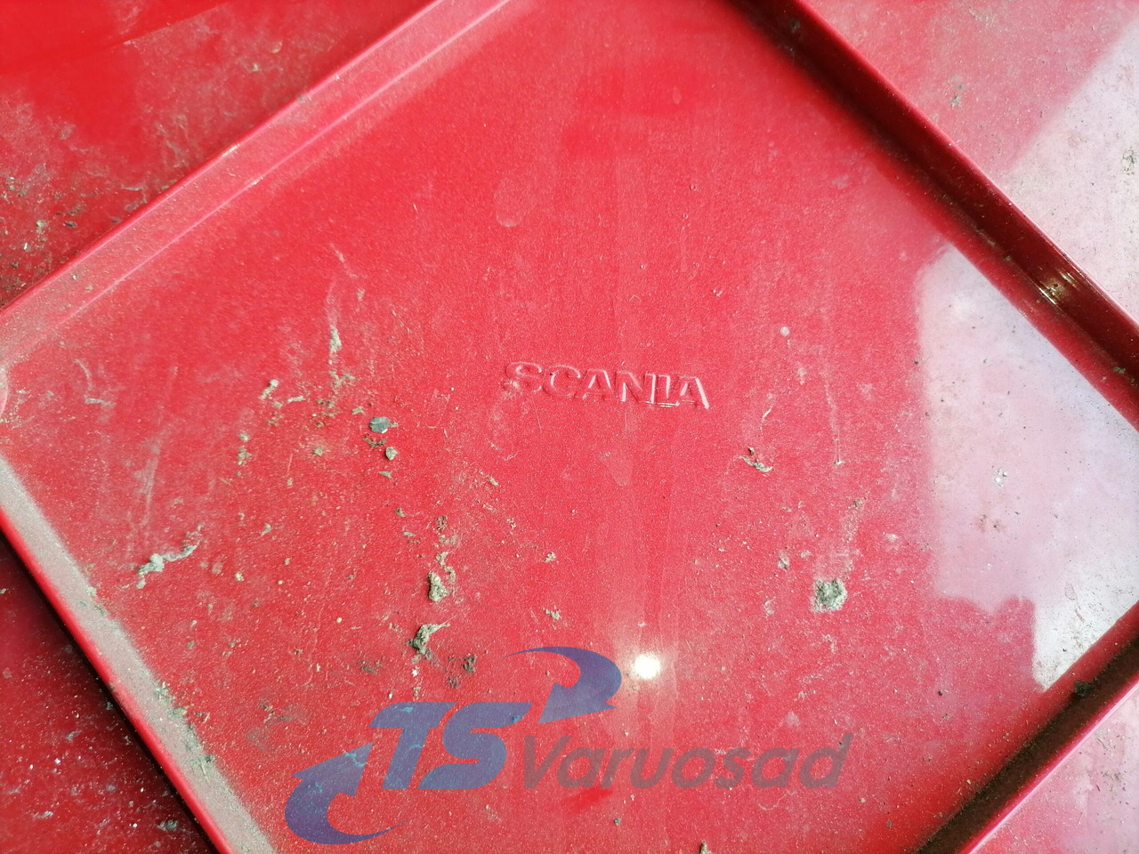 Scania Scania cab wind deflector, right side 1534229 - Aerodynamics/ Spoiler for Truck: picture 4 Scania Scania cab wind deflector, right side 1534229 - Aerodynamics/ Spoiler for Truck: picture 4