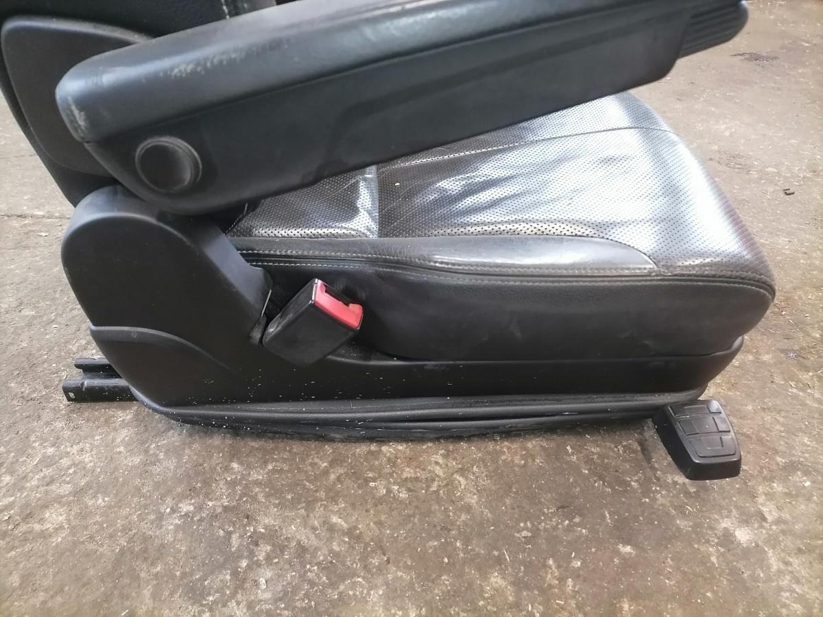Scania Seat 2601037 - Seat for Truck: picture 4 Scania Seat 2601037 - Seat for Truck: picture 4