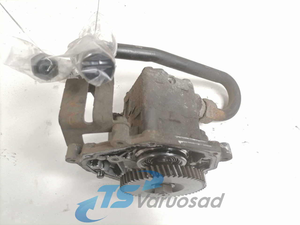Scania Steering hydraulic pump 2108038 - Steering pump for Truck: picture 3 Scania Steering hydraulic pump 2108038 - Steering pump for Truck: picture 3
