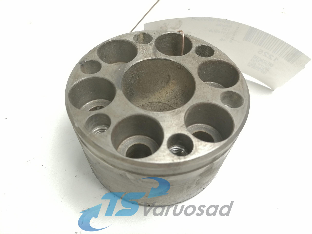 Scania Timing gear 1514668 - Engine and parts for Truck: picture 1 Scania Timing gear 1514668 - Engine and parts for Truck: picture 1