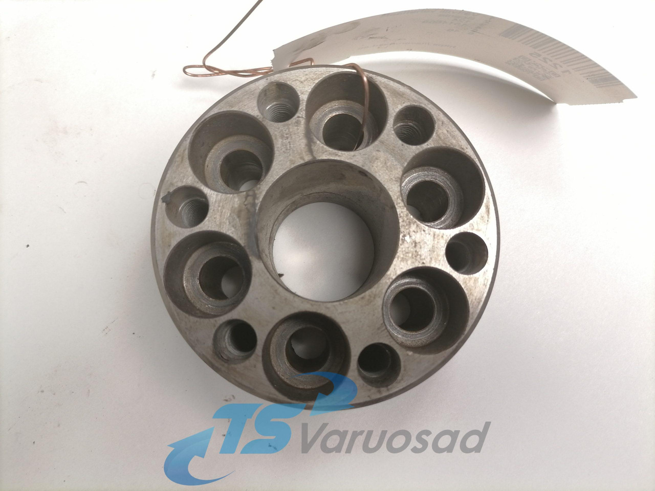 Scania Timing gear 1514668 - Engine and parts for Truck: picture 2 Scania Timing gear 1514668 - Engine and parts for Truck: picture 2