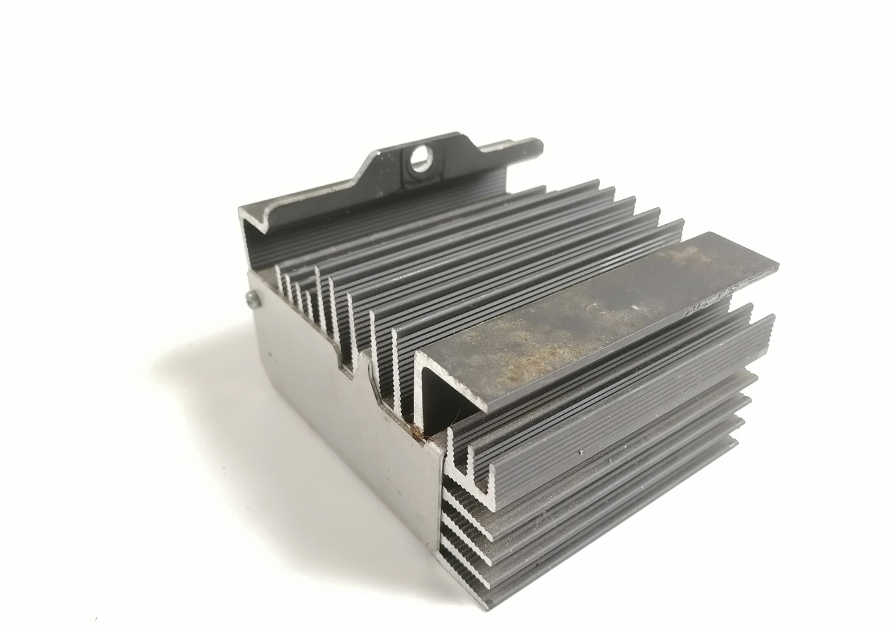 Scania Voltage converter 1729858 - Electrical system for Truck: picture 3 Scania Voltage converter 1729858 - Electrical system for Truck: picture 3