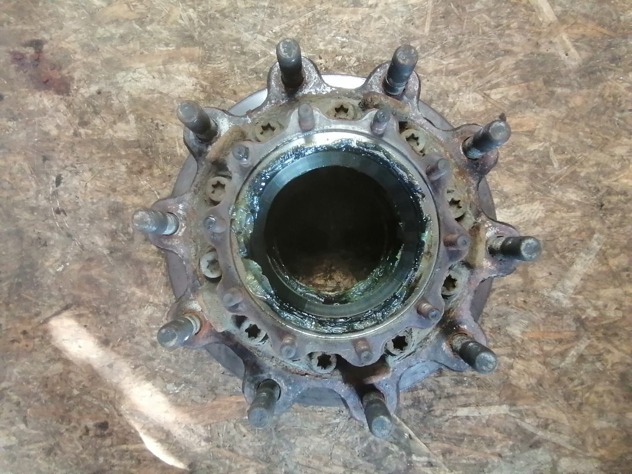 Universal part for Truck Scania Wheel hub 2290542: picture 6