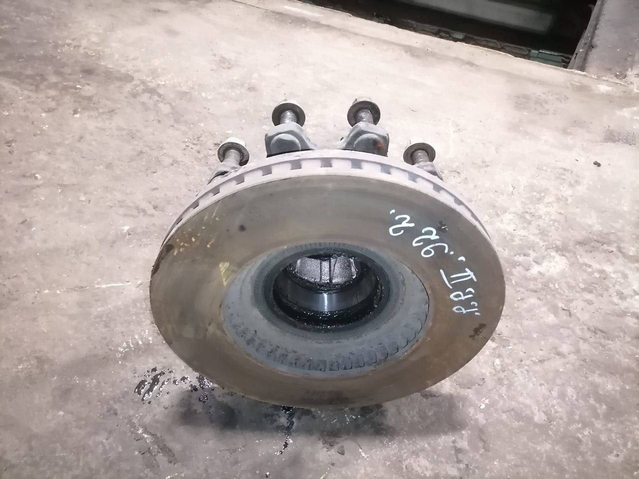 Scania Wheel hub 2290542 - Wheel hub for Truck: picture 3 Scania Wheel hub 2290542 - Wheel hub for Truck: picture 3