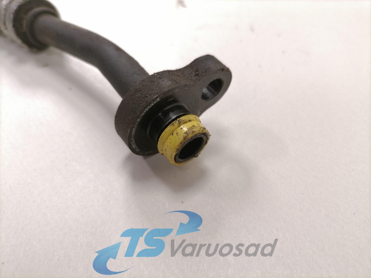 Volvo A/C pipe 82442645 - Heating/ Ventilation for Truck: picture 3 Volvo A/C pipe 82442645 - Heating/ Ventilation for Truck: picture 3