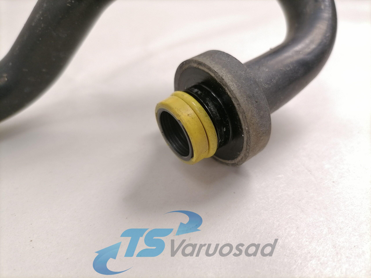 Volvo A/C pipe 84054039 - Heating/ Ventilation for Truck: picture 2 Volvo A/C pipe 84054039 - Heating/ Ventilation for Truck: picture 2