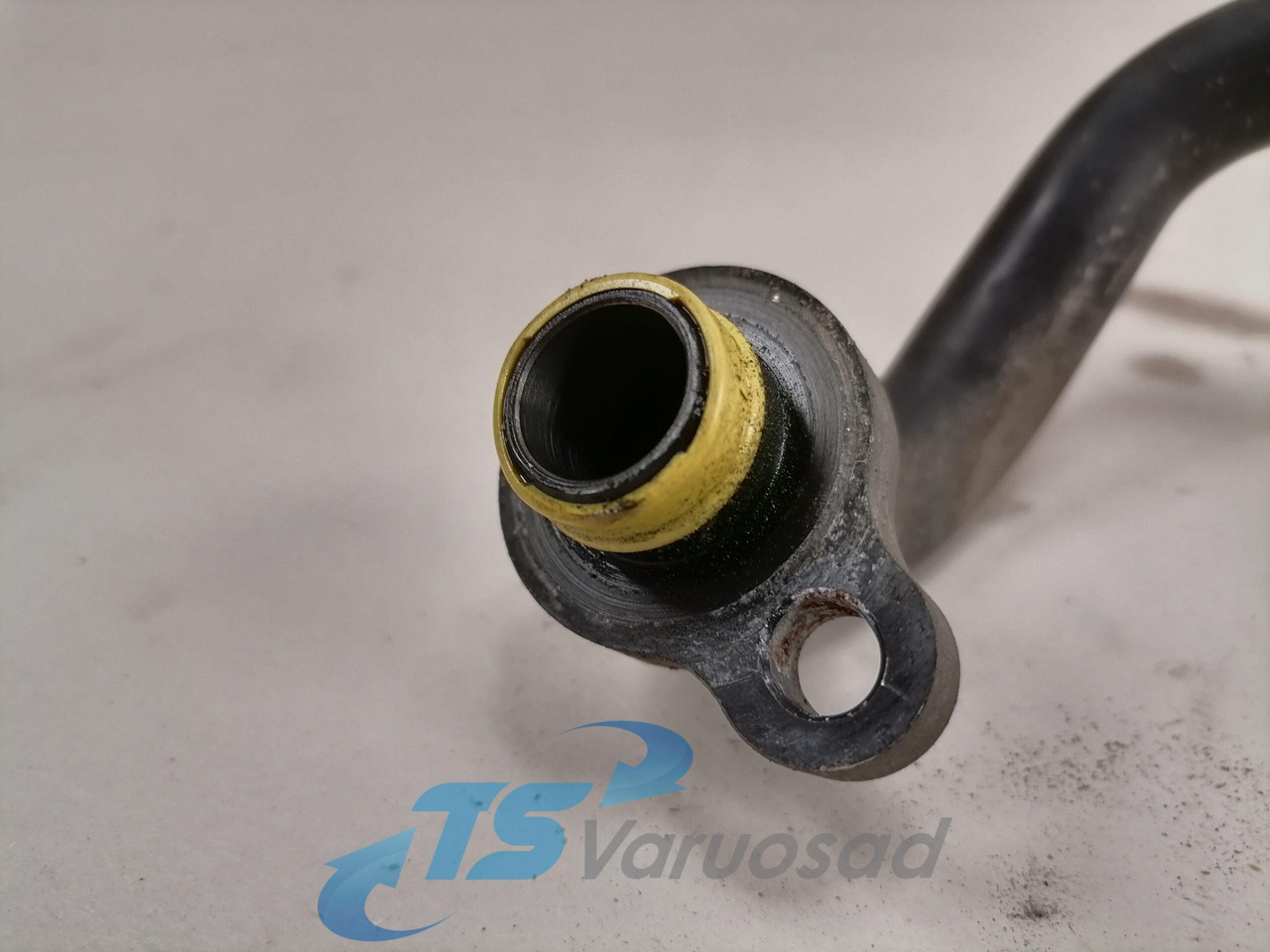 Volvo A/C pipe 84054039 - Heating/ Ventilation for Truck: picture 3 Volvo A/C pipe 84054039 - Heating/ Ventilation for Truck: picture 3