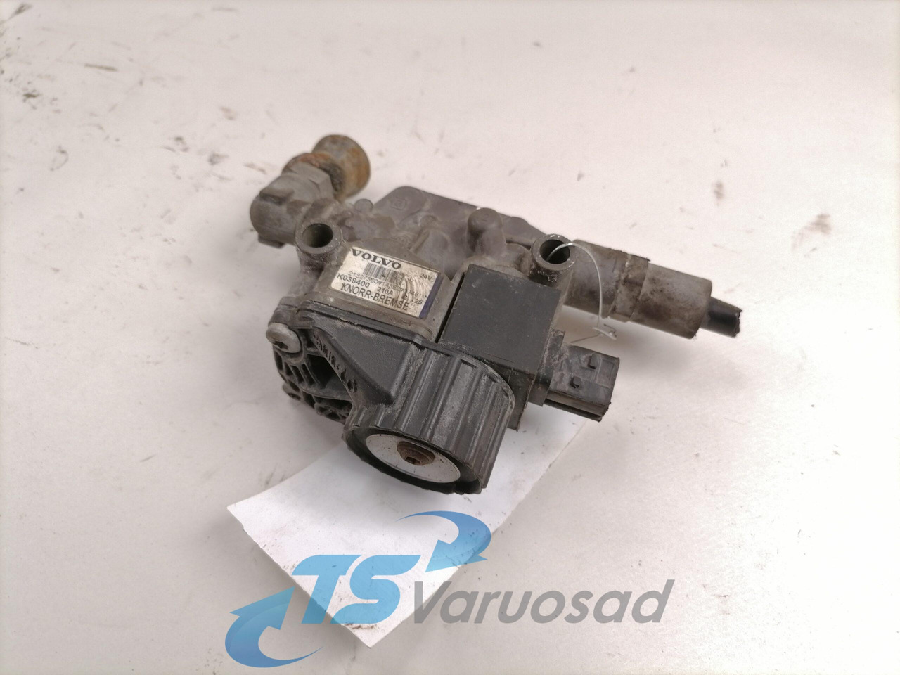 Volvo ABS brake valve 21327360 - Brake valve for Truck: picture 1 Volvo ABS brake valve 21327360 - Brake valve for Truck: picture 1