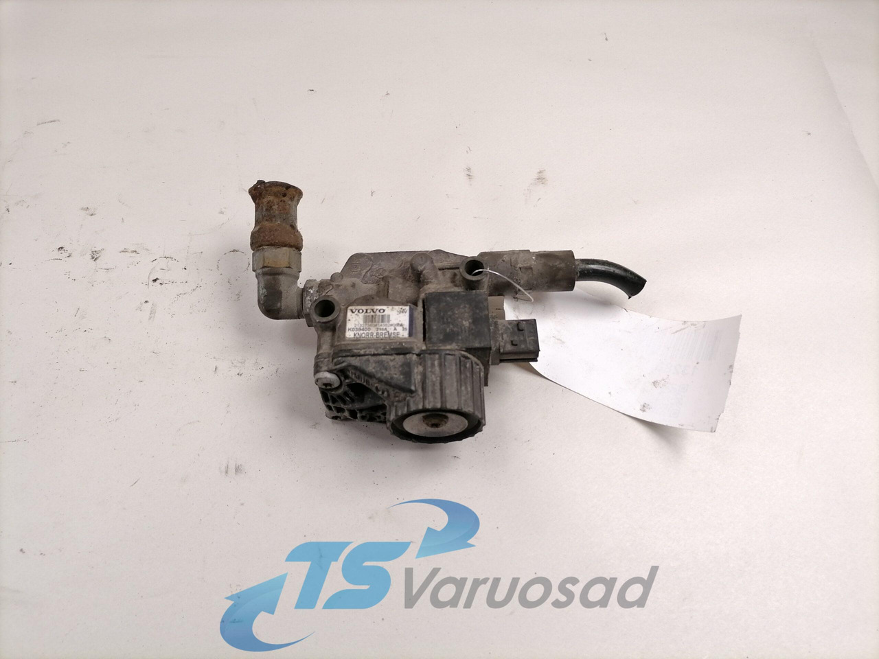 Volvo ABS brake valve 21327360 - Brake valve for Truck: picture 1 Volvo ABS brake valve 21327360 - Brake valve for Truck: picture 1