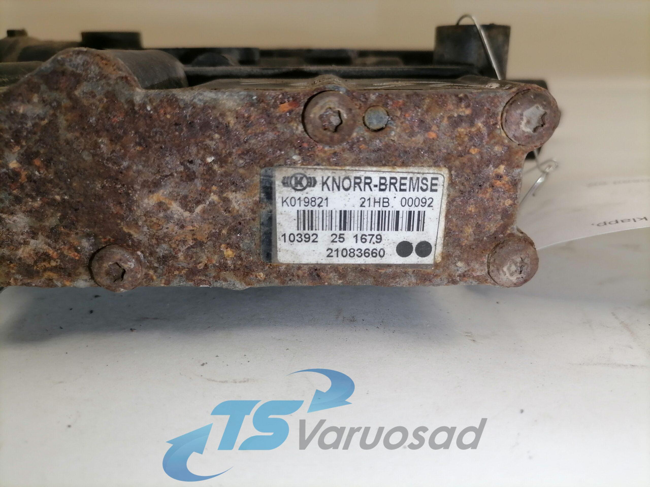 Volvo Air suspension control valve, ECAS 21083660 - Brake valve for Truck: picture 4 Volvo Air suspension control valve, ECAS 21083660 - Brake valve for Truck: picture 4