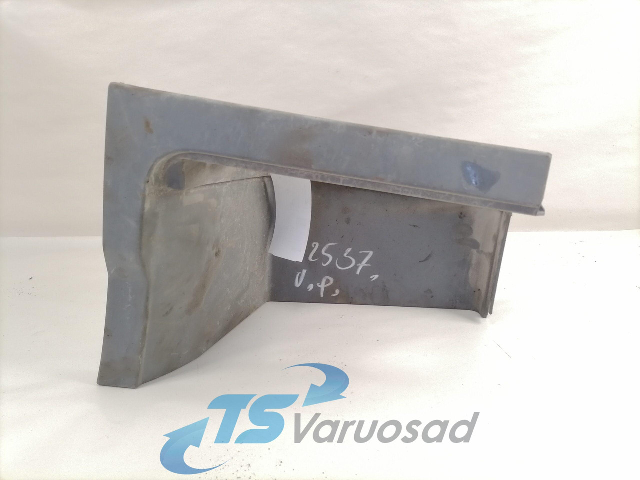 Volvo Astmelaua plastik 21344647 - Footstep for Truck: picture 2 Volvo Astmelaua plastik 21344647 - Footstep for Truck: picture 2
