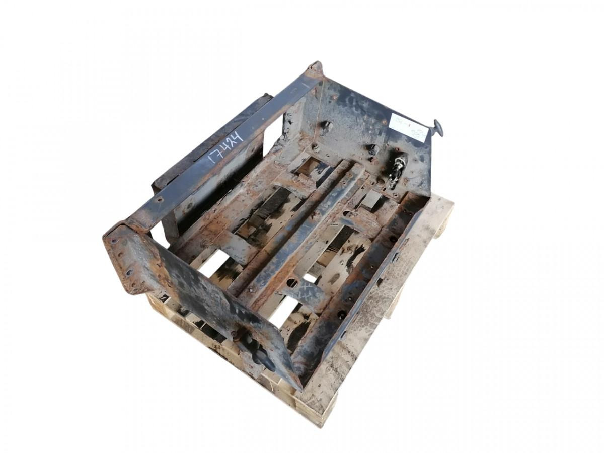 Volvo Battery box 82242298 - Battery for Truck: picture 1 Volvo Battery box 82242298 - Battery for Truck: picture 1