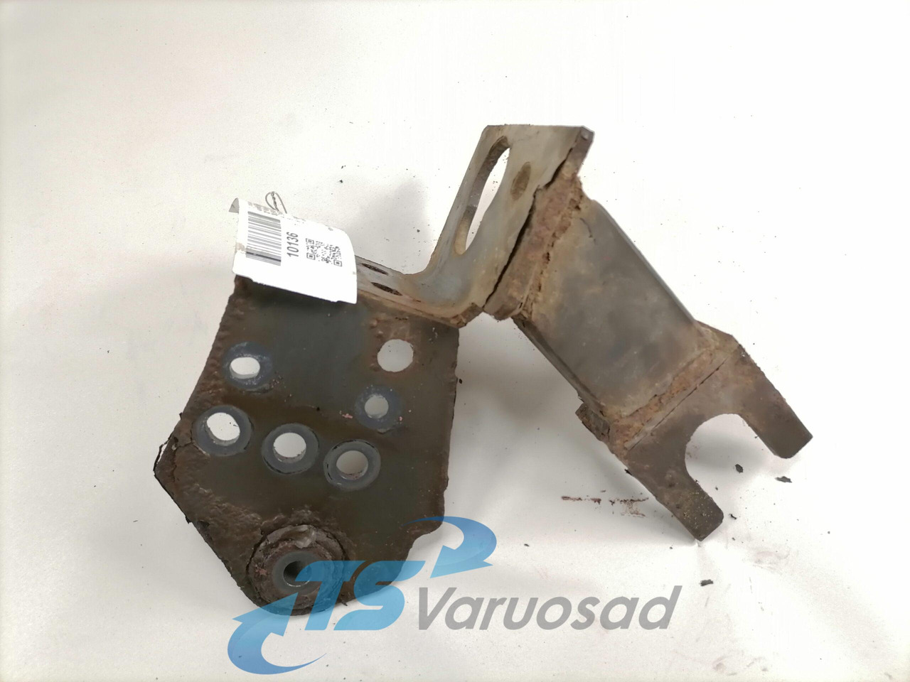 Volvo Bumper bracket 20499243 - Bumper for Truck: picture 2 Volvo Bumper bracket 20499243 - Bumper for Truck: picture 2