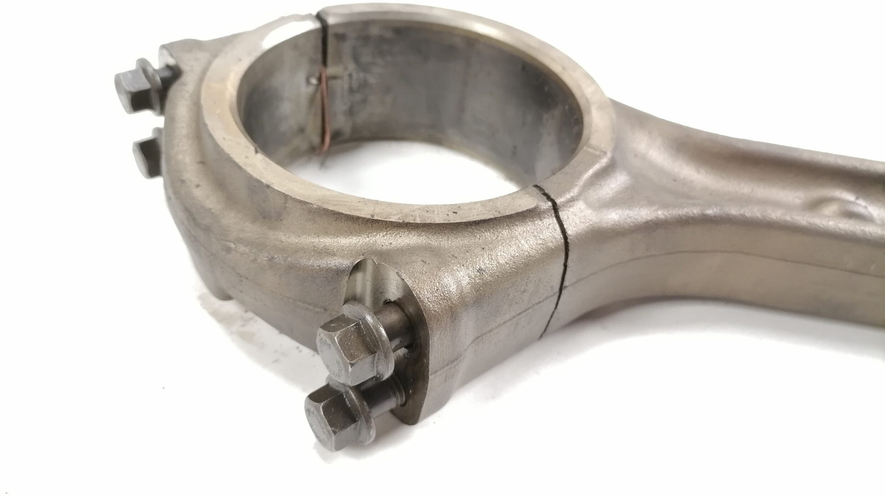 Volvo Connecting rod 20897068 - Piston/ Ring/ Bushing for Truck: picture 2 Volvo Connecting rod 20897068 - Piston/ Ring/ Bushing for Truck: picture 2