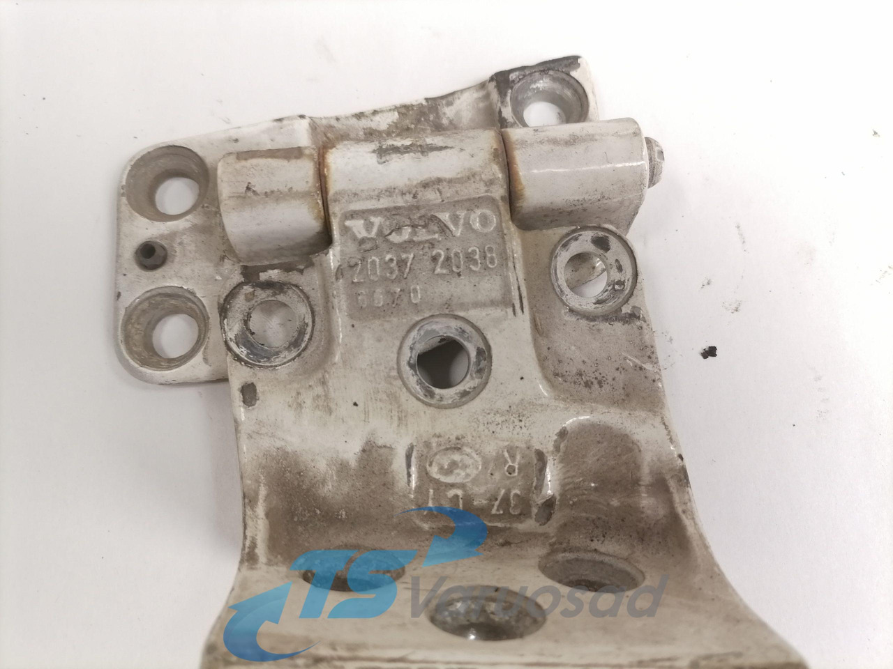 Volvo Door hinge 20372038 - Door and parts for Truck: picture 2 Volvo Door hinge 20372038 - Door and parts for Truck: picture 2