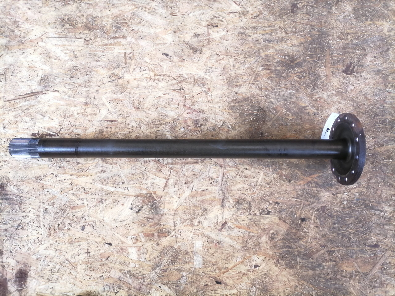 Volvo Drive shaft 1524627 - Drive shaft for Truck: picture 2 Volvo Drive shaft 1524627 - Drive shaft for Truck: picture 2