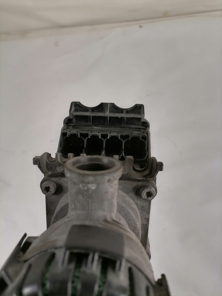 Volvo EBS brake valve 22225550 - Brake valve for Truck: picture 4 Volvo EBS brake valve 22225550 - Brake valve for Truck: picture 4