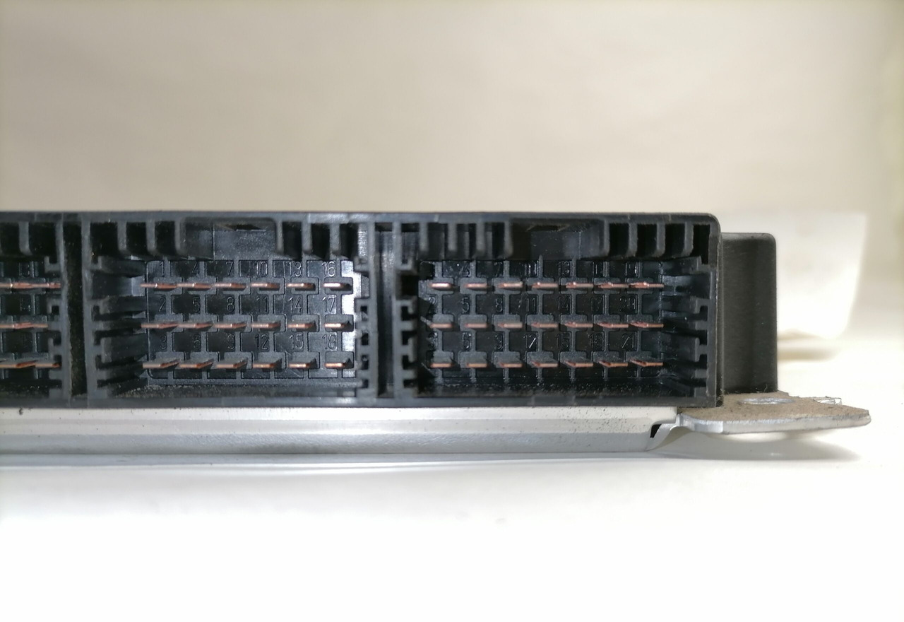 Volvo ECU, LCM 20744283 - ECU for Truck: picture 2 Volvo ECU, LCM 20744283 - ECU for Truck: picture 2