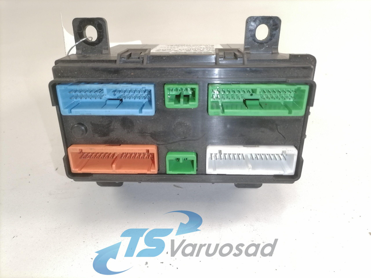 Volvo Ecu, VECU 20758801 - ECU for Truck: picture 2 Volvo Ecu, VECU 20758801 - ECU for Truck: picture 2