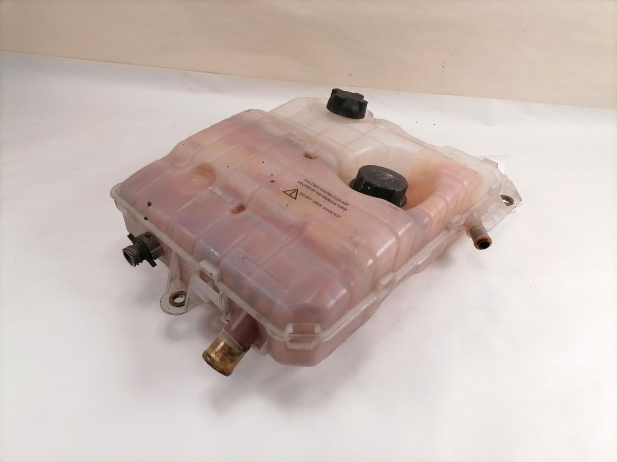 Volvo Expansion tank 996021 - Universal part for Truck: picture 2 Volvo Expansion tank 996021 - Universal part for Truck: picture 2