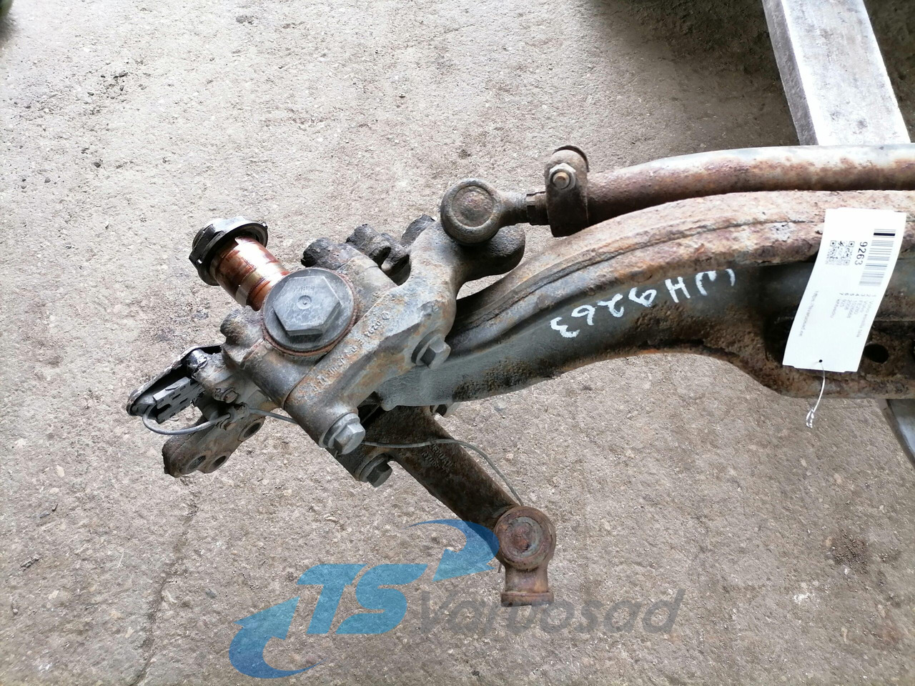 Volvo First axel housing 1026668 - Front axle for Truck: picture 5 Volvo First axel housing 1026668 - Front axle for Truck: picture 5