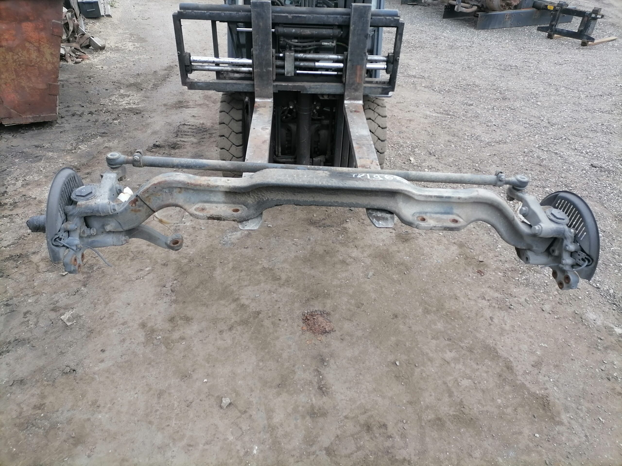 Volvo First axel housing 20581073 - Front axle for Truck: picture 1 Volvo First axel housing 20581073 - Front axle for Truck: picture 1