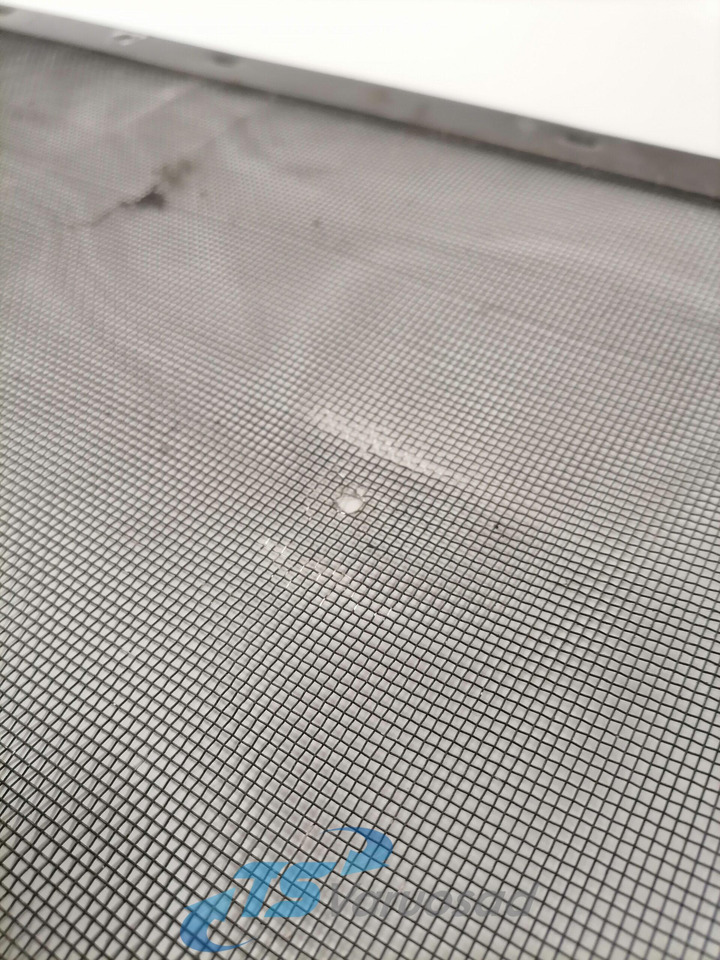 Volvo Grille 20567822 - Grill for Truck: picture 2 Volvo Grille 20567822 - Grill for Truck: picture 2