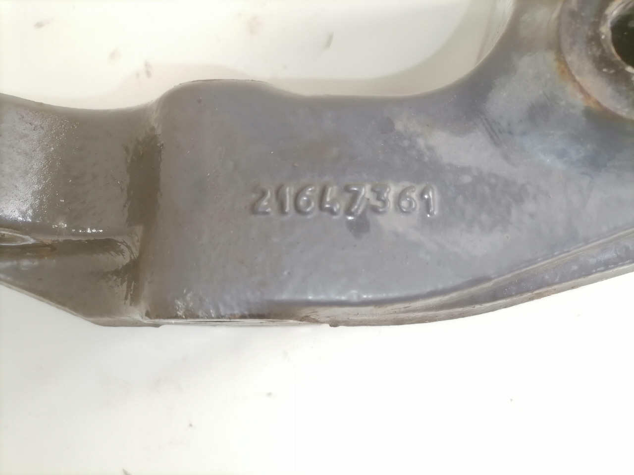 Volvo Kabiini kandur, tagumine 21647361 - Cab suspension for Truck: picture 2 Volvo Kabiini kandur, tagumine 21647361 - Cab suspension for Truck: picture 2