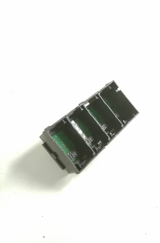 Volvo Lülitite moodul 22026373 - Cab for Truck: picture 1 Volvo Lülitite moodul 22026373 - Cab for Truck: picture 1