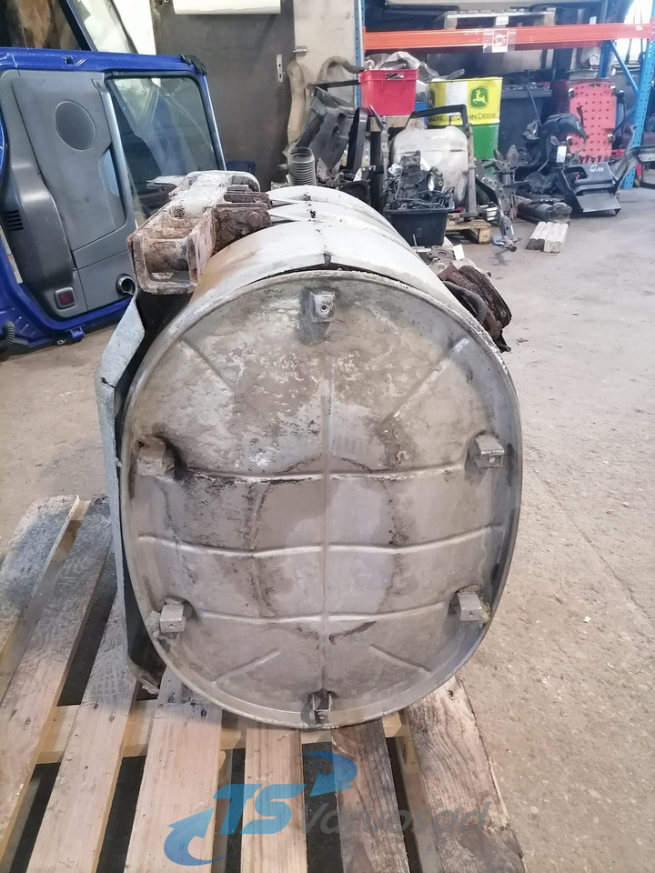 Volvo Muffler 20894953 - Muffler for Truck: picture 3 Volvo Muffler 20894953 - Muffler for Truck: picture 3