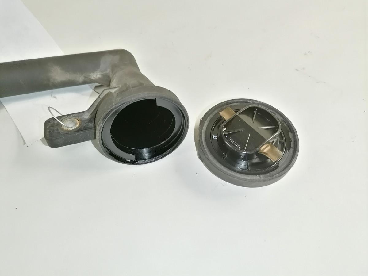 Volvo Oil pipe 21783165 - Engine and parts for Truck: picture 3 Volvo Oil pipe 21783165 - Engine and parts for Truck: picture 3