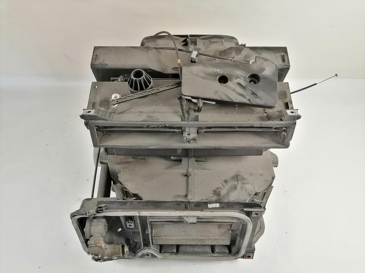 Volvo Salongi radiaatorite korpus, komplektne 7420894090 - Universal part for Truck: picture 5 Volvo Salongi radiaatorite korpus, komplektne 7420894090 - Universal part for Truck: picture 5