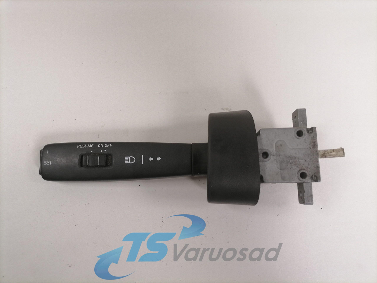 Volvo Switch, cruise control 21670857 - Electrical system for Truck: picture 1 Volvo Switch, cruise control 21670857 - Electrical system for Truck: picture 1