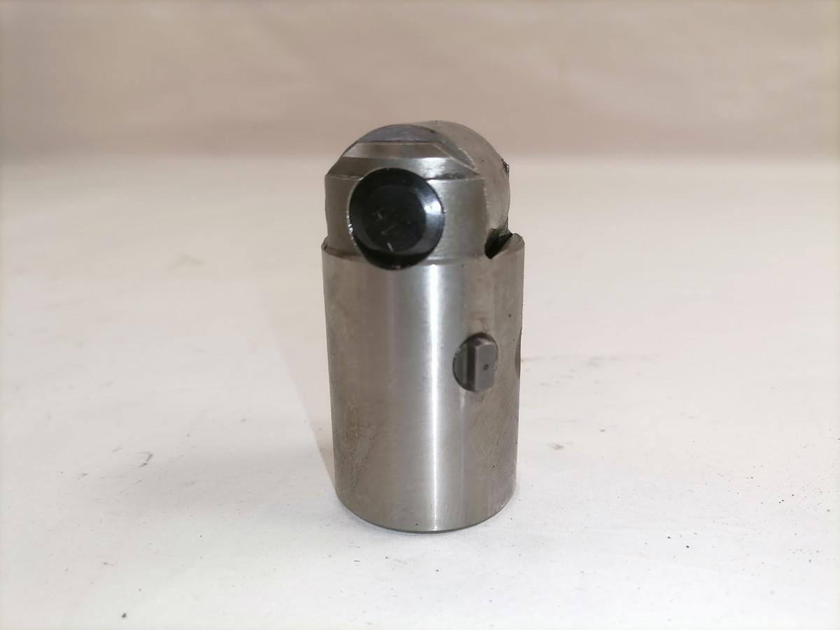 Volvo Tõukuri rullik 21558299 - Universal part for Truck: picture 3 Volvo Tõukuri rullik 21558299 - Universal part for Truck: picture 3