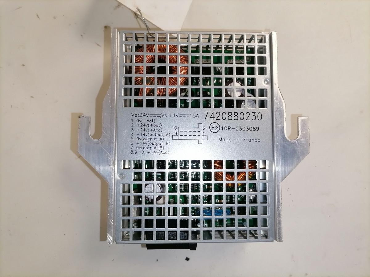Volvo Voltage converter 7420880230 - Electrical system for Truck: picture 3 Volvo Voltage converter 7420880230 - Electrical system for Truck: picture 3