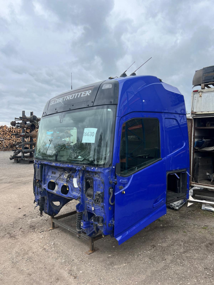 Volvo Volvo cab 85135364 - Cab and interior for Truck: picture 1 Volvo Volvo cab 85135364 - Cab and interior for Truck: picture 1