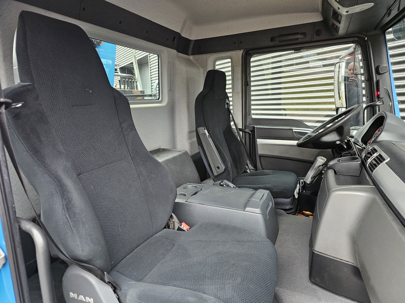 MAN TGS 47.440 BBL / 10X4 HOOKLIFT + Z CRANE on lease MAN TGS 47.440 BBL / 10X4 HOOKLIFT + Z CRANE: picture 15 MAN TGS 47.440 BBL / 10X4 HOOKLIFT + Z CRANE on lease MAN TGS 47.440 BBL / 10X4 HOOKLIFT + Z CRANE: picture 15