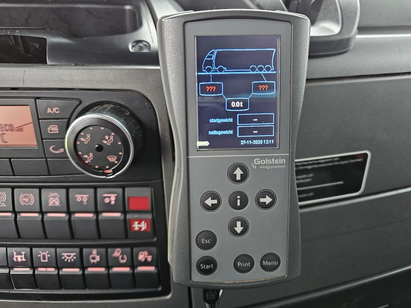 MAN TGS 47.440 BBL / 10X4 HOOKLIFT + Z CRANE on lease MAN TGS 47.440 BBL / 10X4 HOOKLIFT + Z CRANE: picture 18 MAN TGS 47.440 BBL / 10X4 HOOKLIFT + Z CRANE on lease MAN TGS 47.440 BBL / 10X4 HOOKLIFT + Z CRANE: picture 18