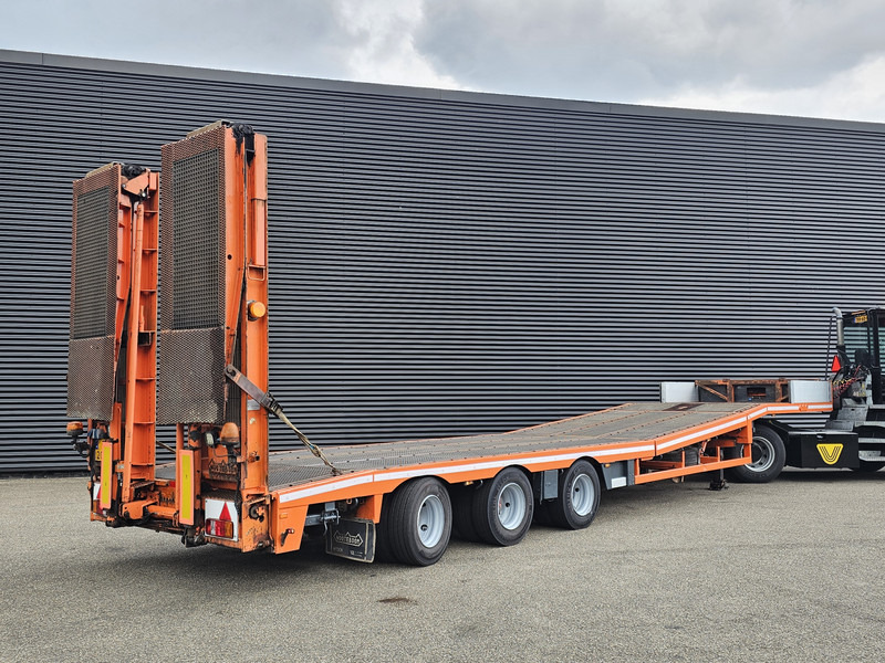 Nooteboom OSD-48-03/L / HYDRAULIC BED + RAMP - Low loader semi-trailer: picture 4 Nooteboom OSD-48-03/L / HYDRAULIC BED + RAMP - Low loader semi-trailer: picture 4