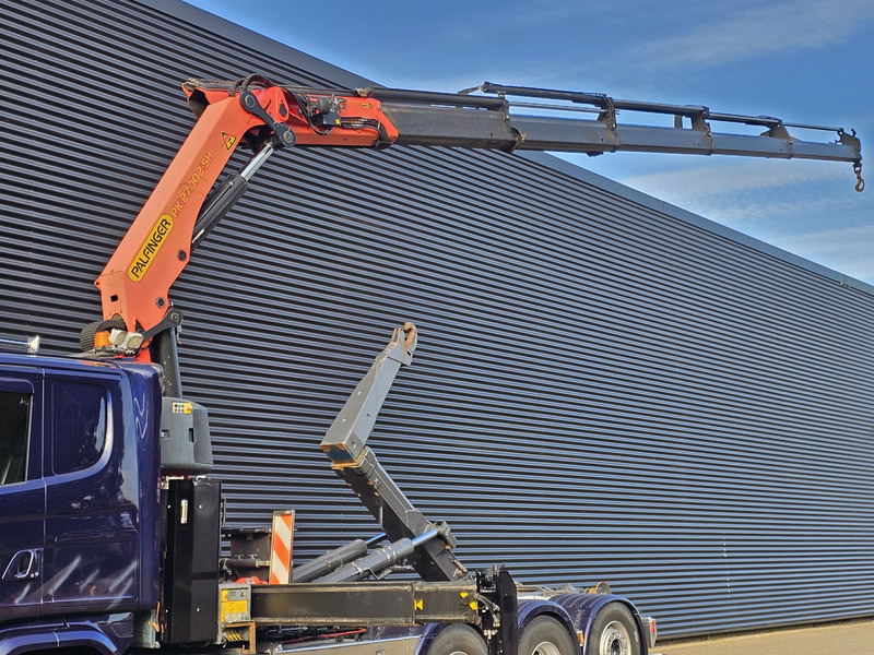 Scania G490 8x4*4 / PALFINGER CRANE + HOOKLIFT - Hook lift truck, Crane truck: picture 2 Scania G490 8x4*4 / PALFINGER CRANE + HOOKLIFT - Hook lift truck, Crane truck: picture 2