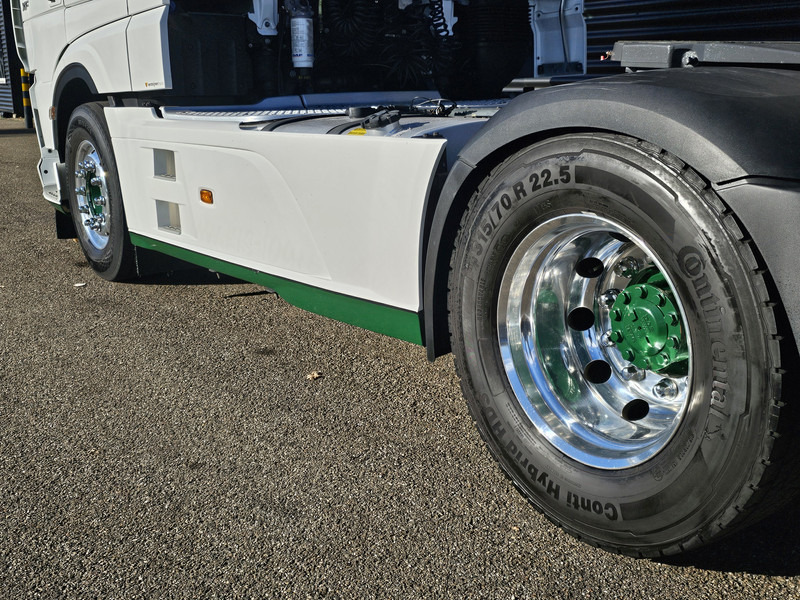 DAF XF 480 4x2 SSC / RETARDER / SPECIAL INTERIOR on lease DAF XF 480 4x2 SSC / RETARDER / SPECIAL INTERIOR: picture 6 DAF XF 480 4x2 SSC / RETARDER / SPECIAL INTERIOR on lease DAF XF 480 4x2 SSC / RETARDER / SPECIAL INTERIOR: picture 6