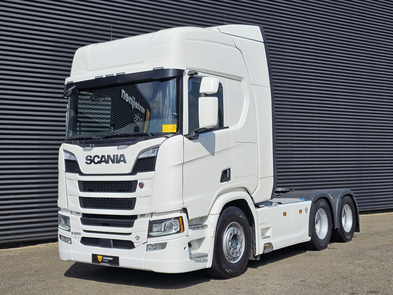 Scania R650 V8 / 6X4 / FULL AIR / PARKING COOLER - Tractor unit: picture 1 Scania R650 V8 / 6X4 / FULL AIR / PARKING COOLER - Tractor unit: picture 1