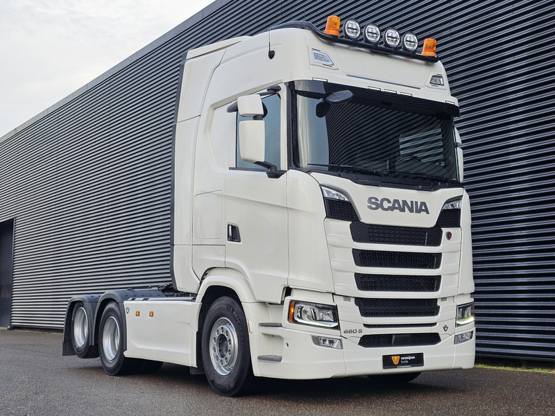Scania S660 V8 6x2 BOOGIE / RETARDER / FULL AIR / 2 TANKS - Tractor unit: picture 3 Scania S660 V8 6x2 BOOGIE / RETARDER / FULL AIR / 2 TANKS - Tractor unit: picture 3
