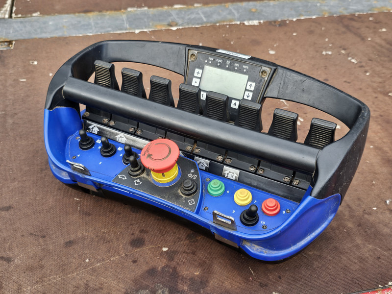 Volvo FM 500 8x4*4 / HMF 5020 K6 + JIB K4 / CRANE - KRAN on lease Volvo FM 500 8x4*4 / HMF 5020 K6 + JIB K4 / CRANE - KRAN: picture 9