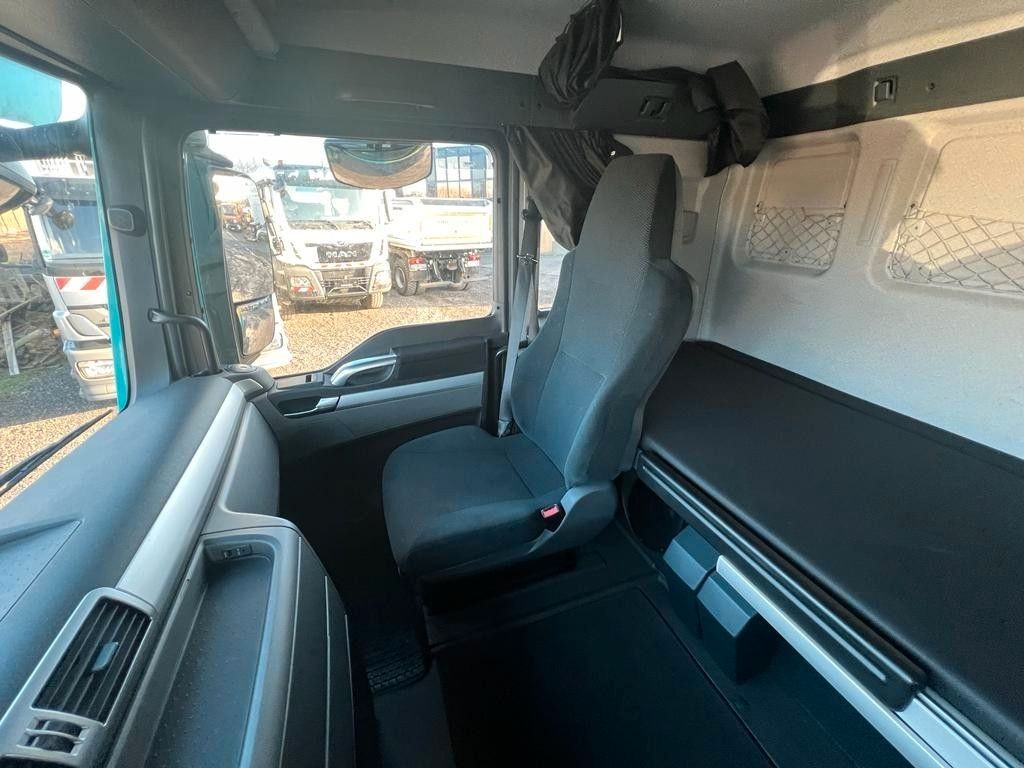 MAN 26.400 6x2 BDF | AC | Navi | Tip Top Zustand! MAN 26.400 6x2 BDF | AC | Navi | Tip Top Zustand! - Container transporter/ Swap body truck: picture 5 MAN 26.400 6x2 BDF | AC | Navi | Tip Top Zustand! MAN 26.400 6x2 BDF | AC | Navi | Tip Top Zustand! - Container transporter/ Swap body truck: picture 5