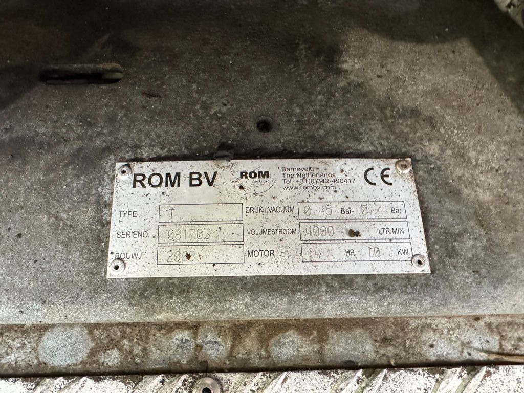Mercedes-Benz 818 4X2 ROM Toilettenwagen - Vacuum truck: picture 3 Mercedes-Benz 818 4X2 ROM Toilettenwagen - Vacuum truck: picture 3