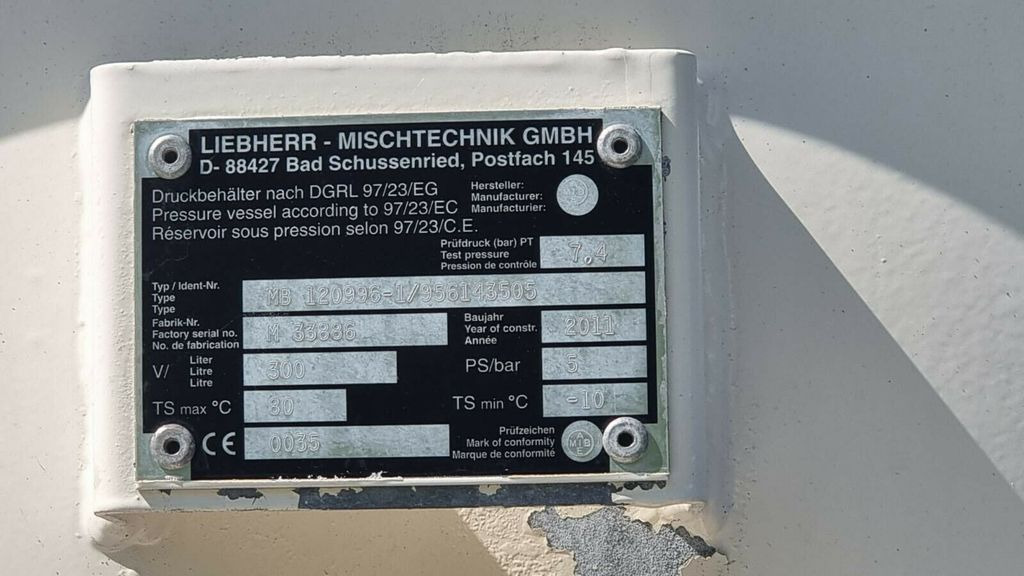 Müller-Mitteltal 2 Achs Betonmischauflieger Liebherr Müller-Mitteltal 2 Achs Betonmischauflieger Liebherr - Concrete mixer semi-trailer: picture 3 Müller-Mitteltal 2 Achs Betonmischauflieger Liebherr Müller-Mitteltal 2 Achs Betonmischauflieger Liebherr - Concrete mixer semi-trailer: picture 3